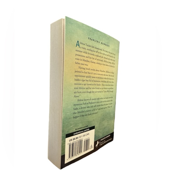 Moon Over Manifest by Clare Vanderpool Paperback Book New - Picture 3 of 5